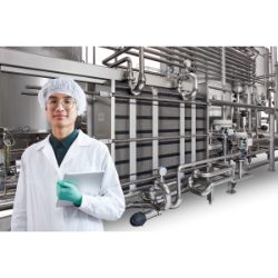 man-in-white-coat-hair-net-front-of-frontline - 232855